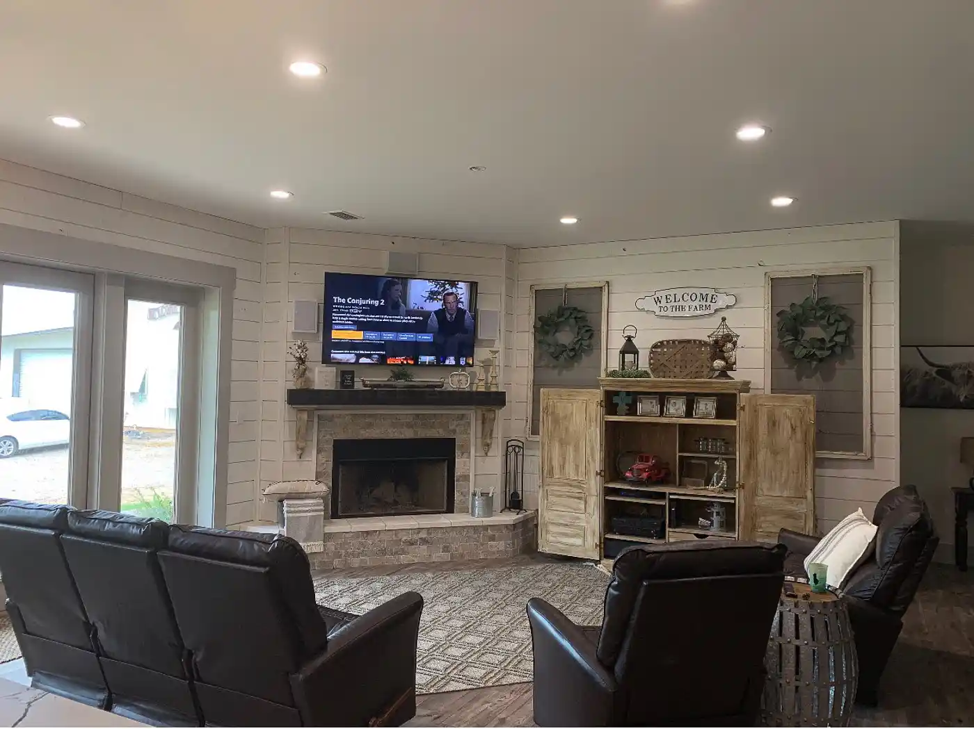 renegade seel building barndominium interior living room