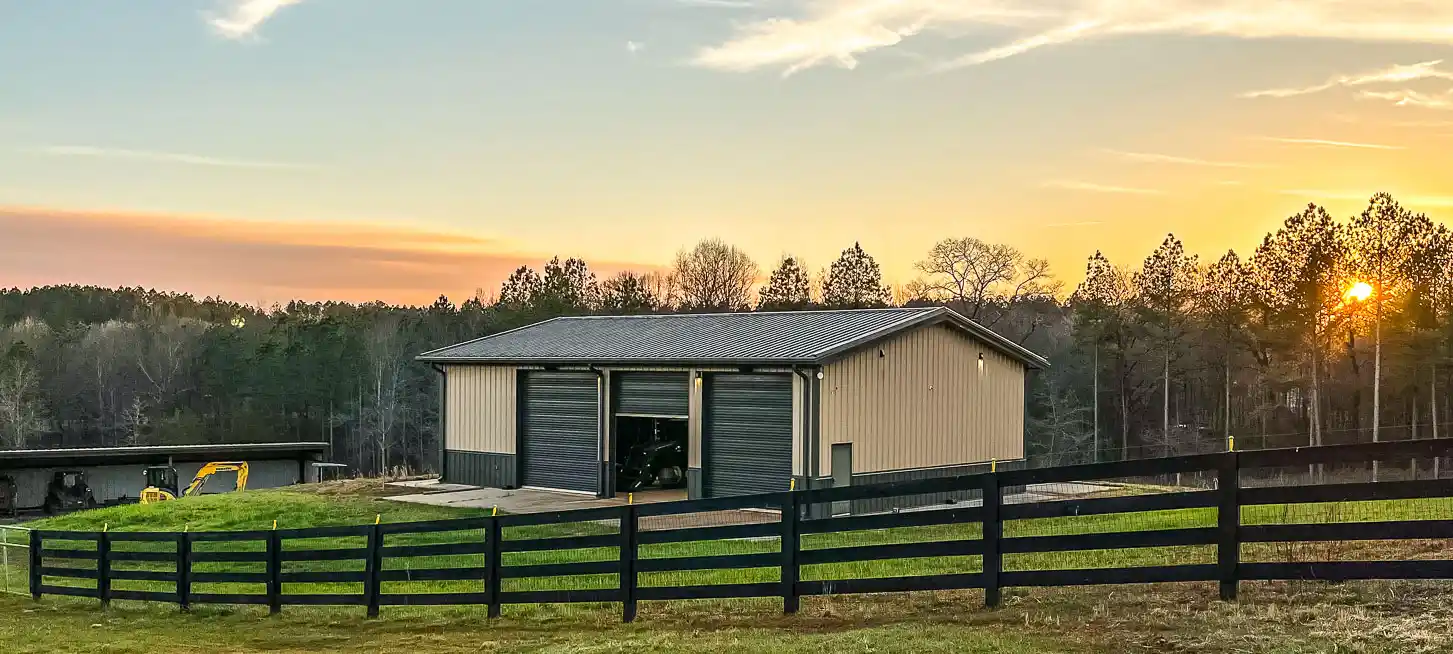40x60 tan and brown building